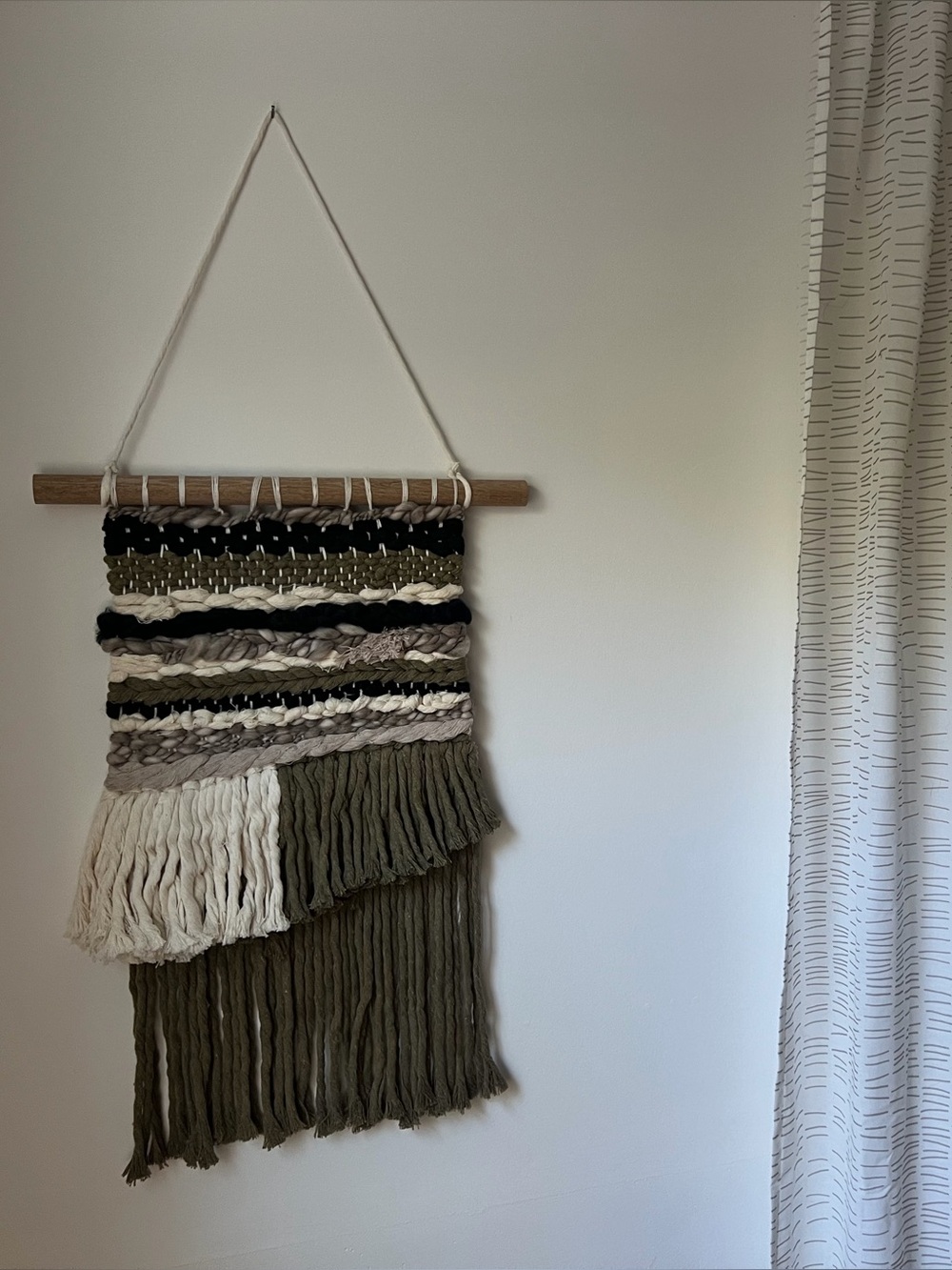 Wall weaving - Picture 2 of 2